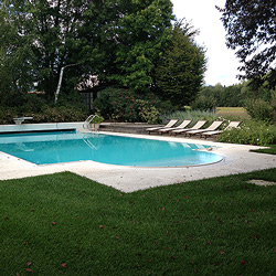 Piscina esterna a Fonte (TV)